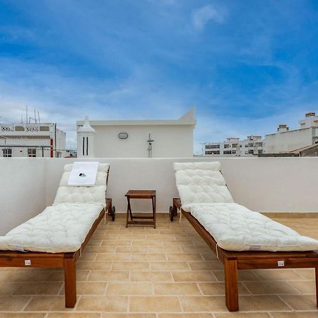 Tia Anica House II - Apartment With Terrace In Central Fuseta Beach Village エクステリア 写真